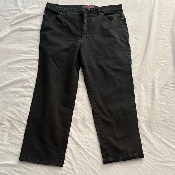 Gloria Vanderbilt Classic Black Women's Jeans - Picture 1 of 5